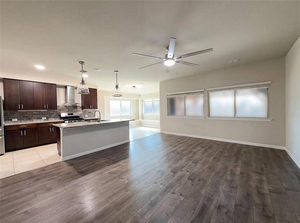 1308 Morning Ridge Trail, Aubrey, TX 76227