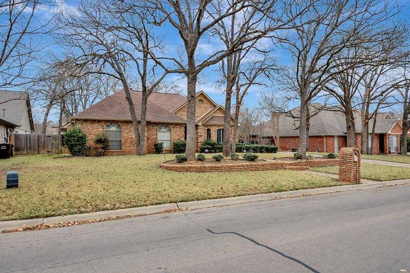 1501 Lynhurst Lane, Denton, TX 76205