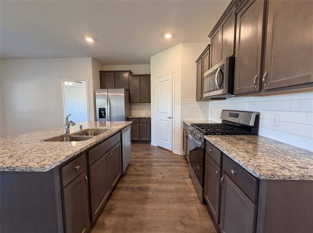 1006 Lonesome Way, Princeton, TX 75407