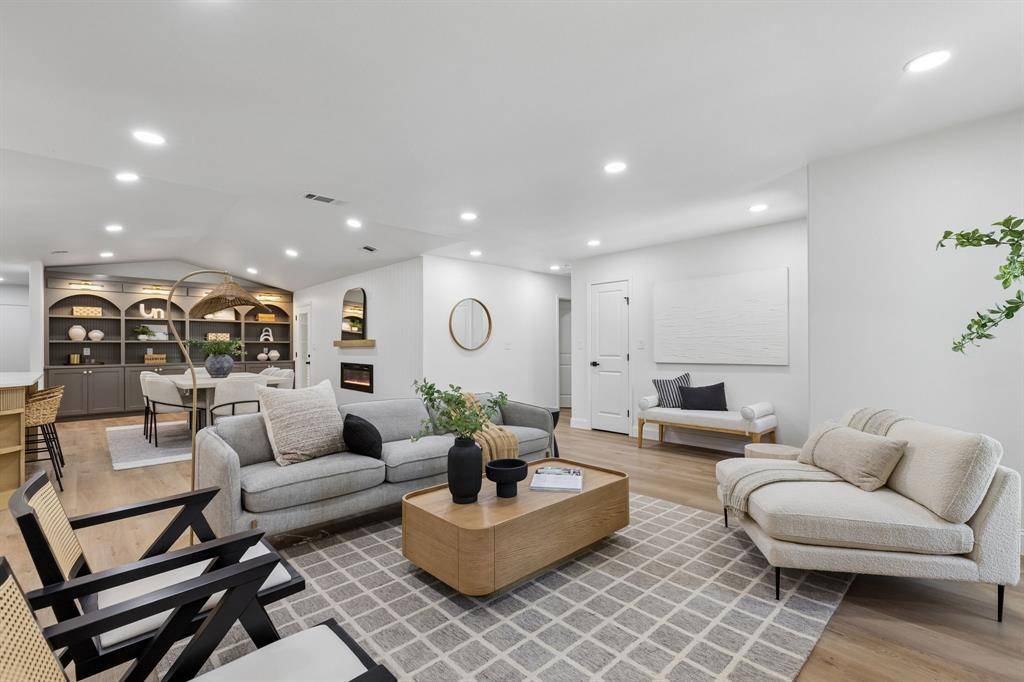 12124 Dixfield Drive, Dallas, TX 75218