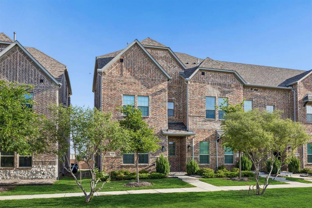 1467 Perrin Lane, Farmers Branch, TX 75234