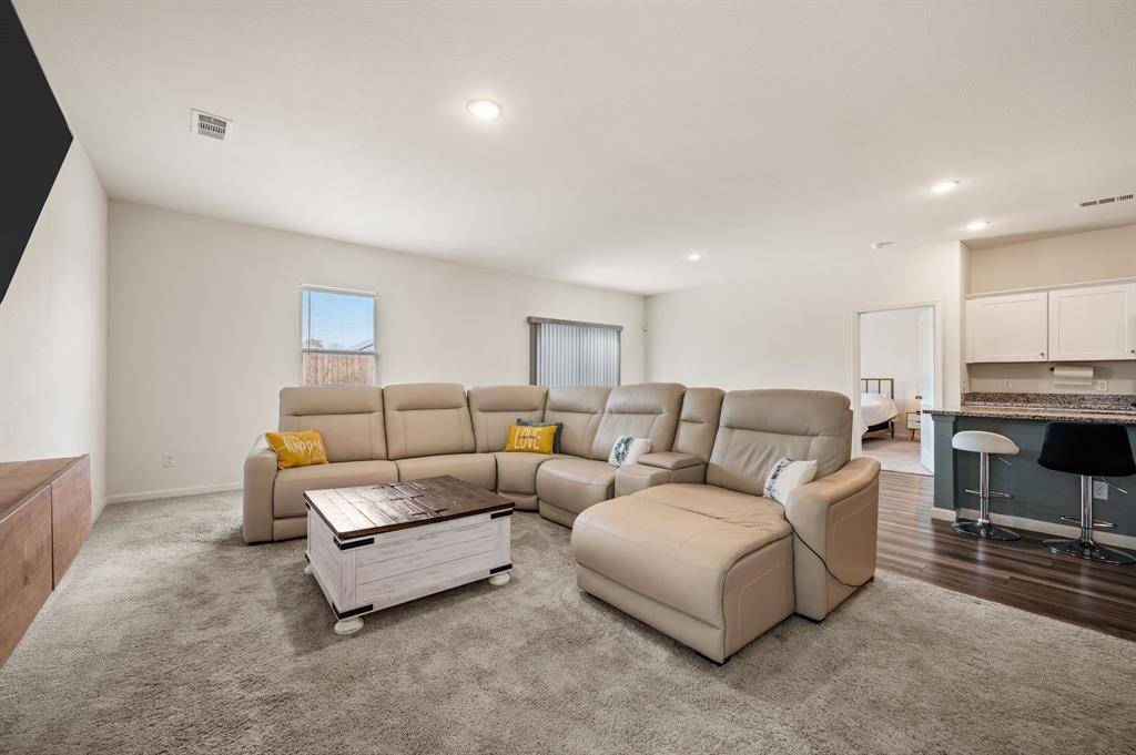 4724 Swan Neck Drive, Fort Worth, TX 76179