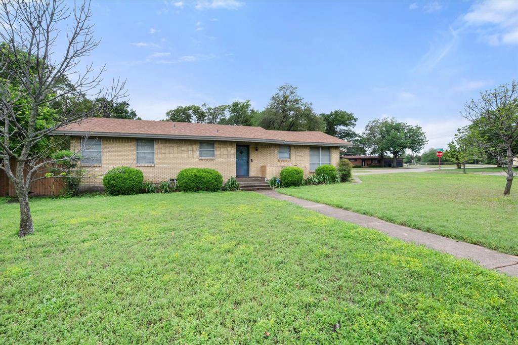 2266 Myrtlewood Drive, Dallas, TX 75232