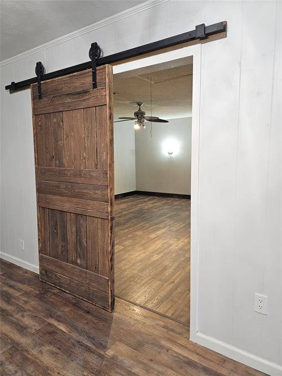 604 Bayless Drive, Euless, TX 76040