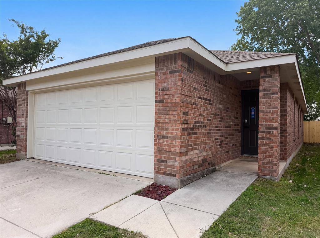 8849 Sun Haven Way, Fort Worth, TX 76244