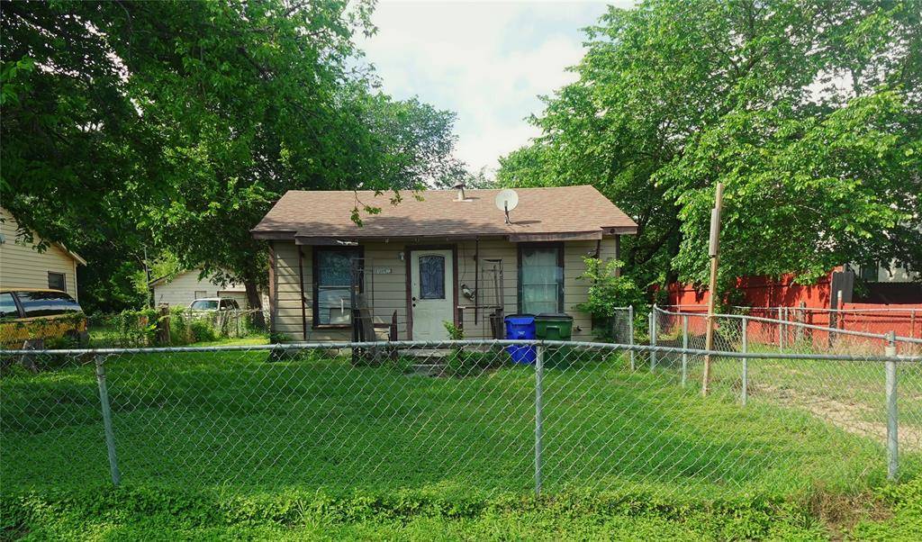 10923 Limestone Drive, Balch Springs, TX 75180