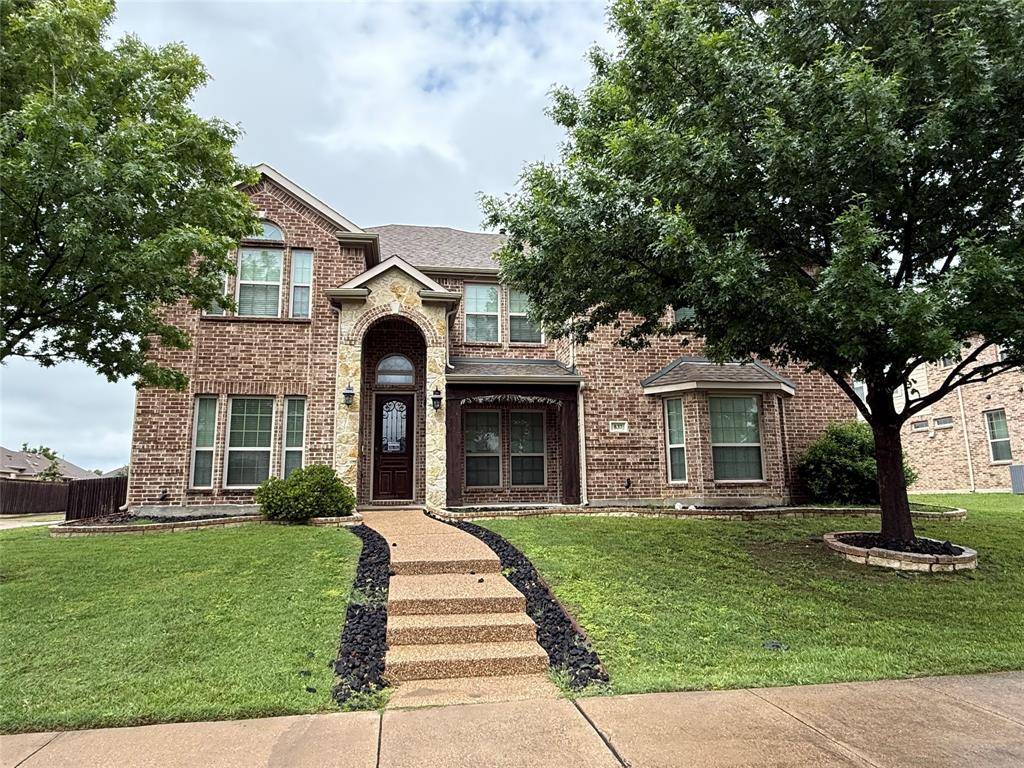 837 Danbury Drive, Desoto, TX 75115