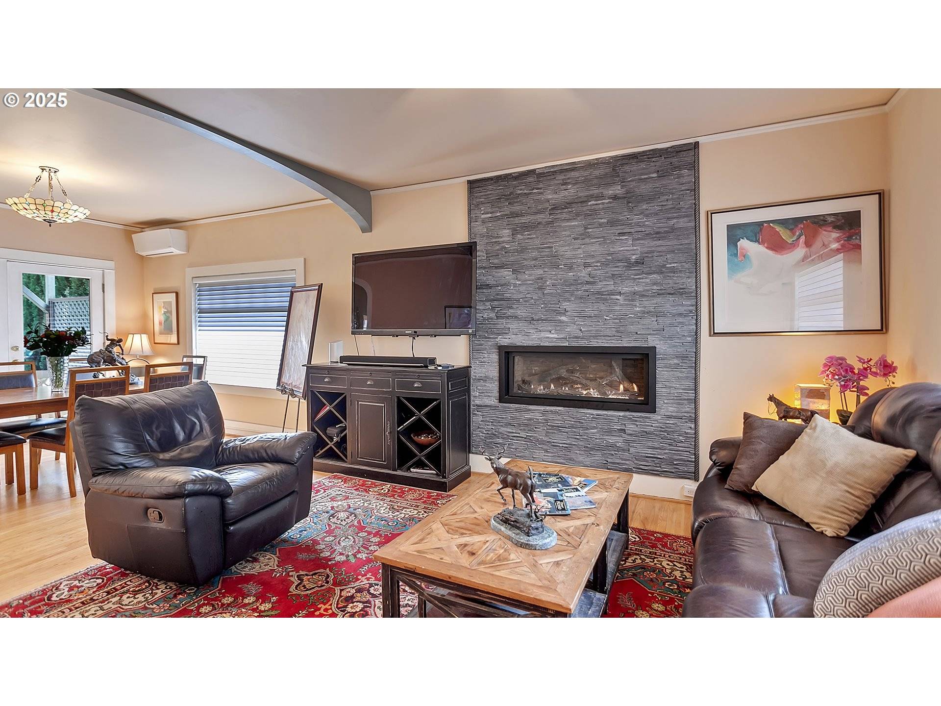 5816 S CORBETT AVE, Portland, OR 97239