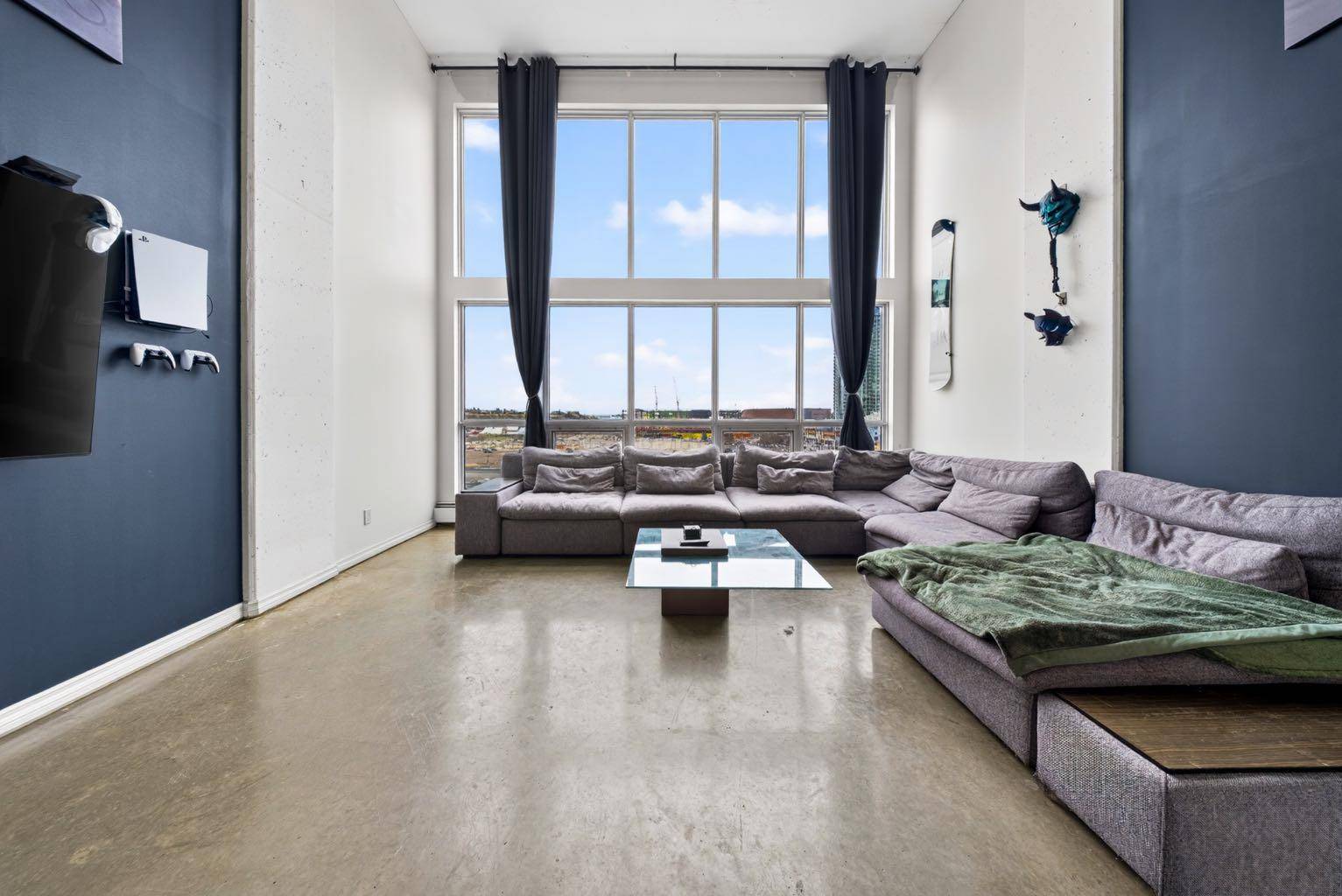 535 8 AVE SE #613, Calgary, AB T2G 5S9