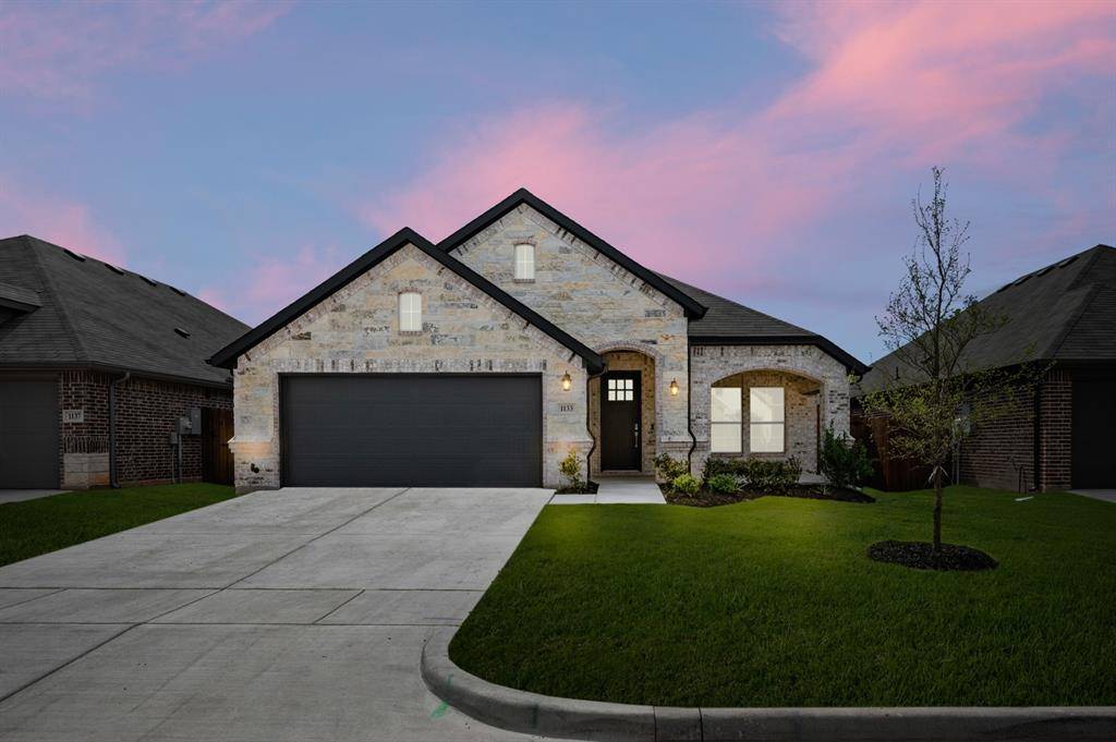 1133 Avery Road, Granbury, TX 76049