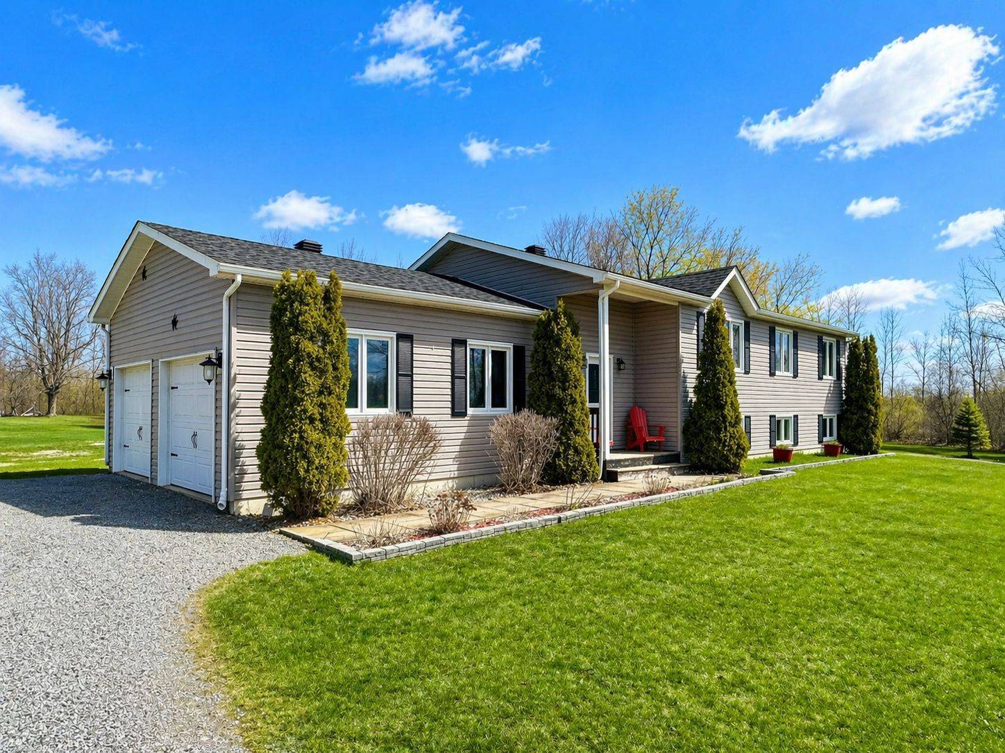 7 Rachelle CRES, North Grenville, ON K0G 1T0