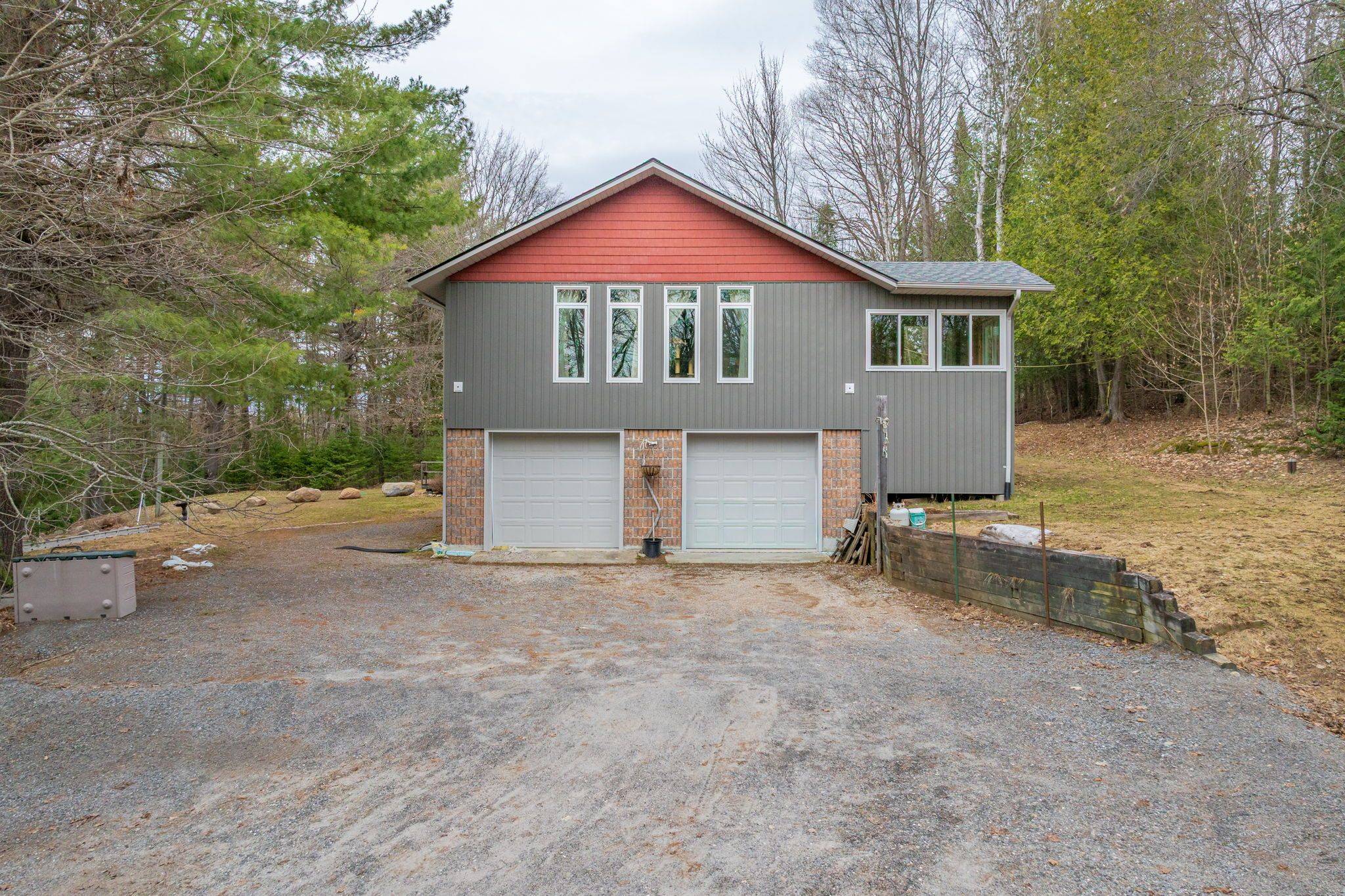 1039 South Waseosa Lake RD, Huntsville, ON P1H 2N5