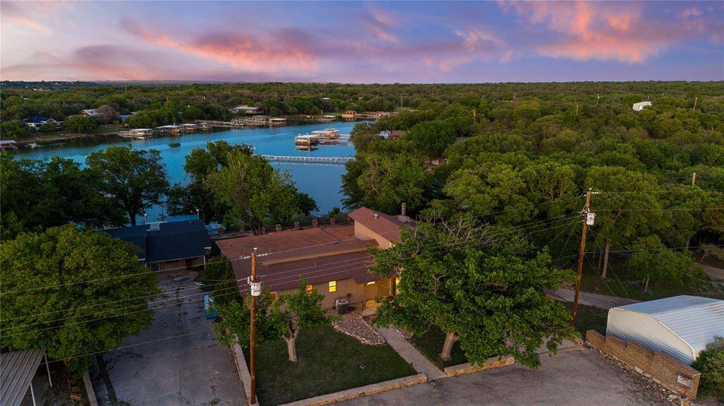 691 County Road 611, Brownwood, TX 76801