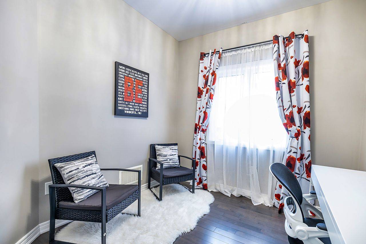 1663 Irvine Scott ST, Oshawa, ON L1K 0X2