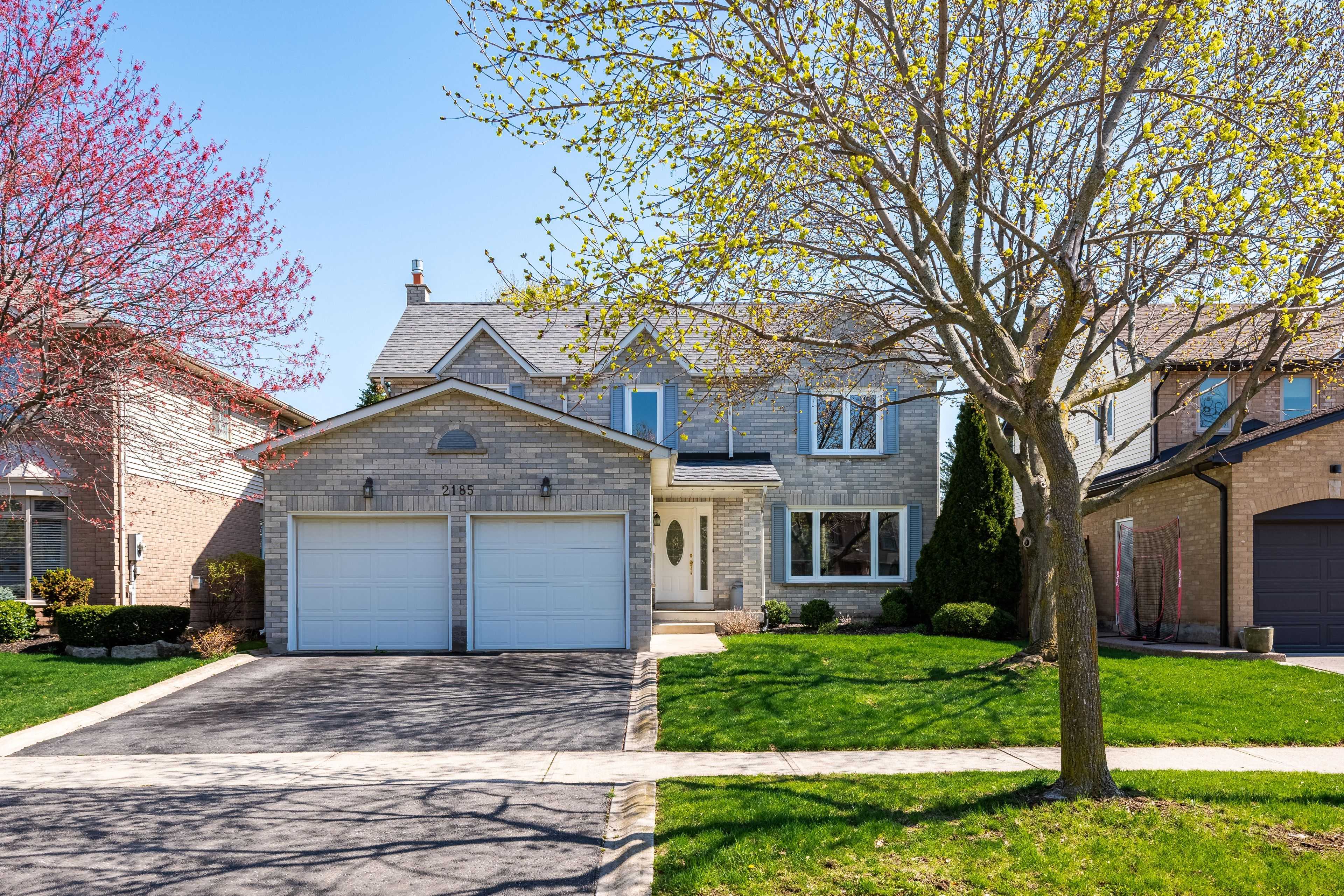 2185 Vista DR, Burlington, ON L7M 3N7