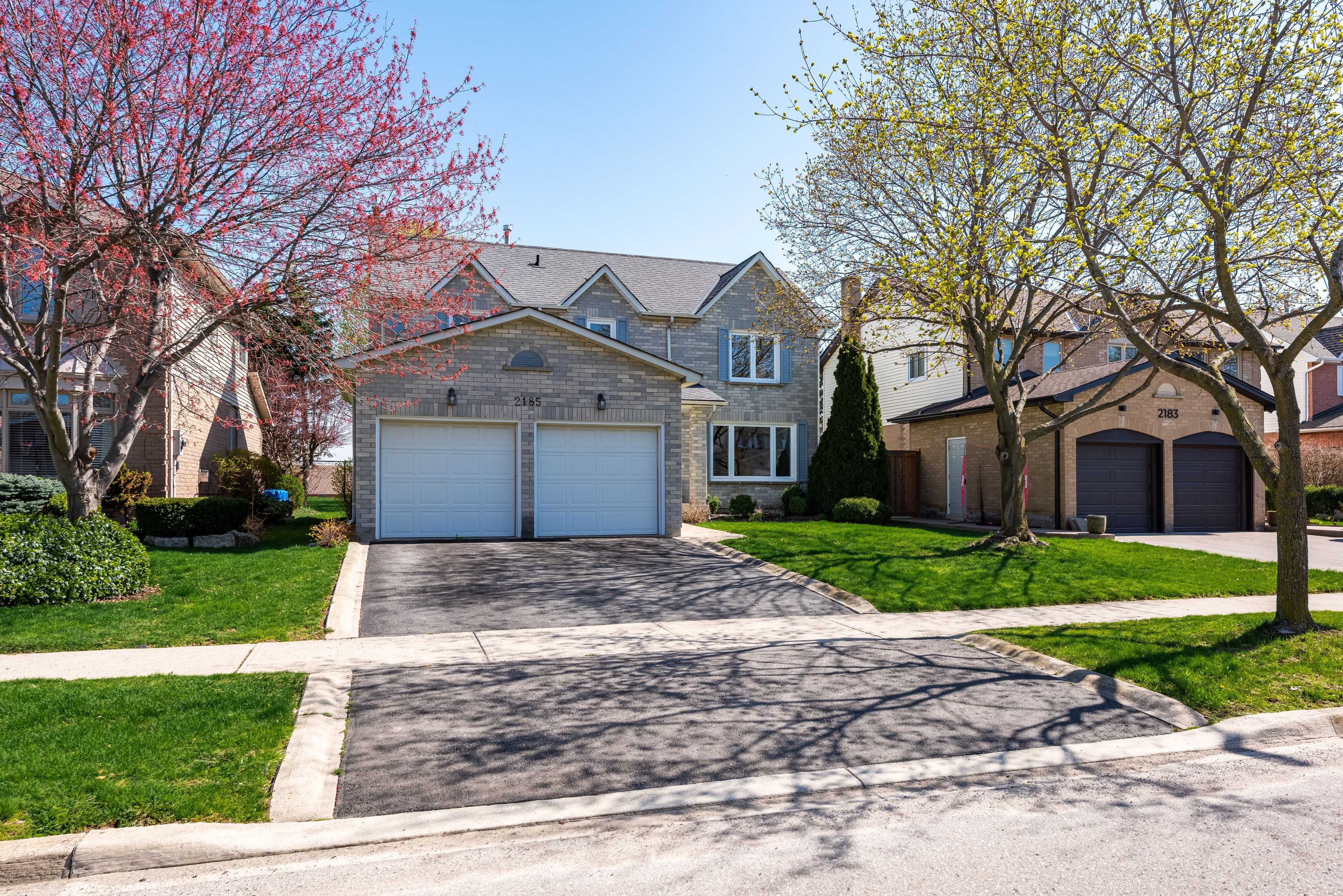 2185 Vista DR, Burlington, ON L7M 3N7