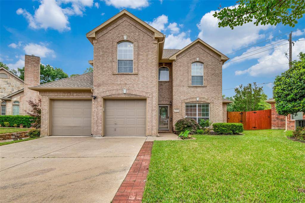 2632 Britany Circle, Bedford, TX 76022