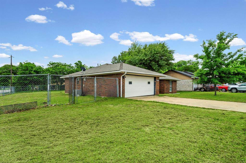4022 William Street, Sachse, TX 75048