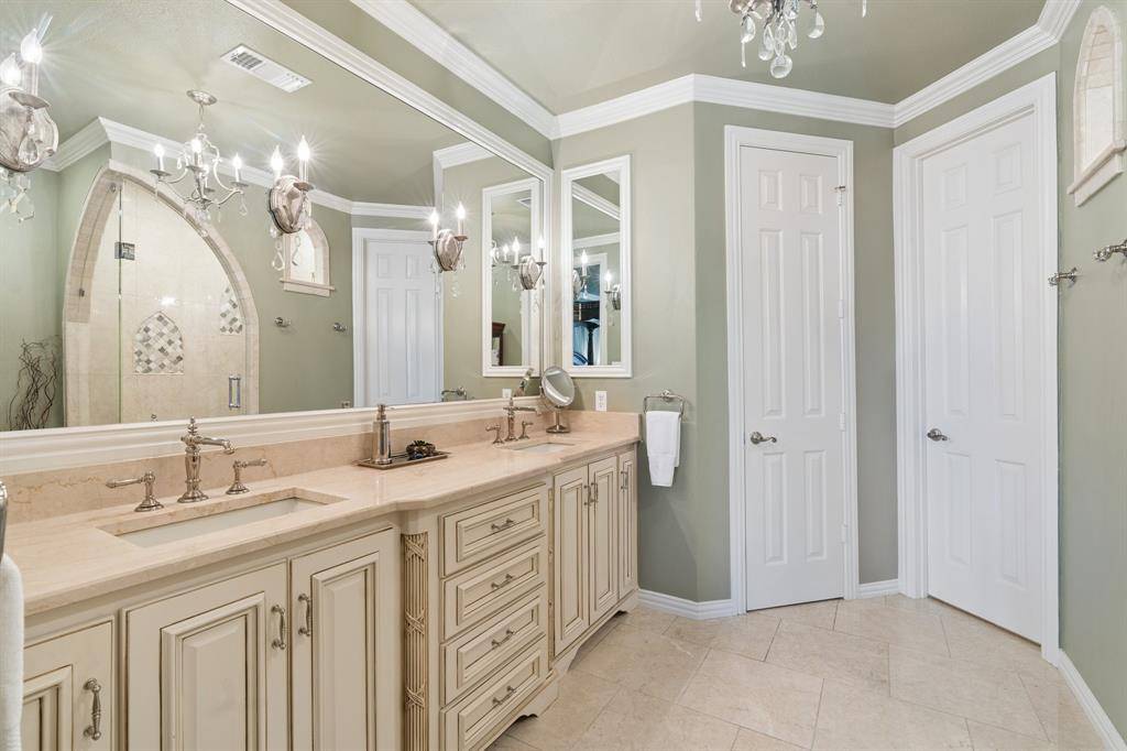 4325 Castle Rock Court, Irving, TX 75038