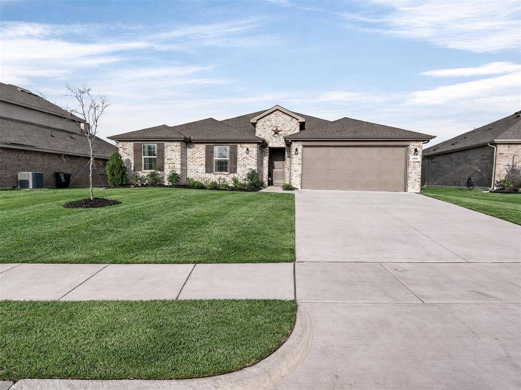 805 Alexandria Lane, Joshua, TX 76058