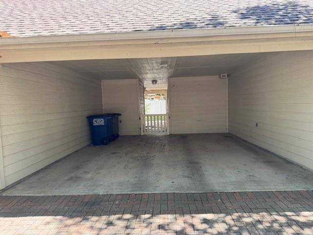 105 Cobblestone Drive W, Red Oak, TX 75154