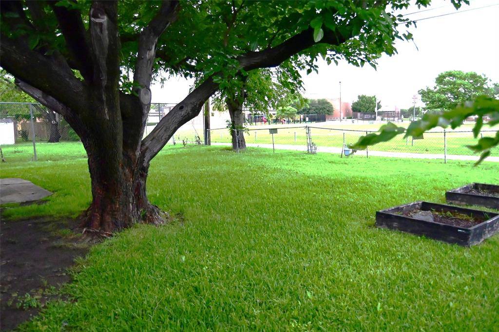 2216 Motley Drive, Mesquite, TX 75150