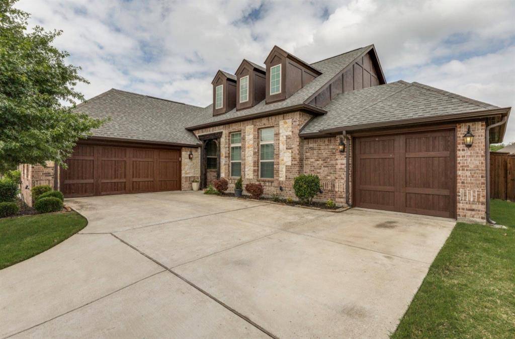 1221 Yosemite Way, Burleson, TX 76028