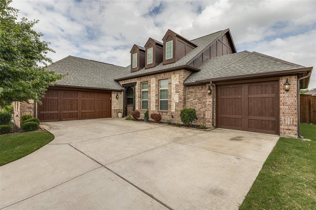 1221 Yosemite Way, Burleson, TX 76028