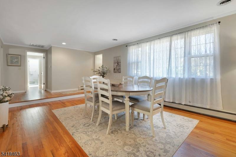 55 Carlton Rd, Long Hill Twp., NJ 07946