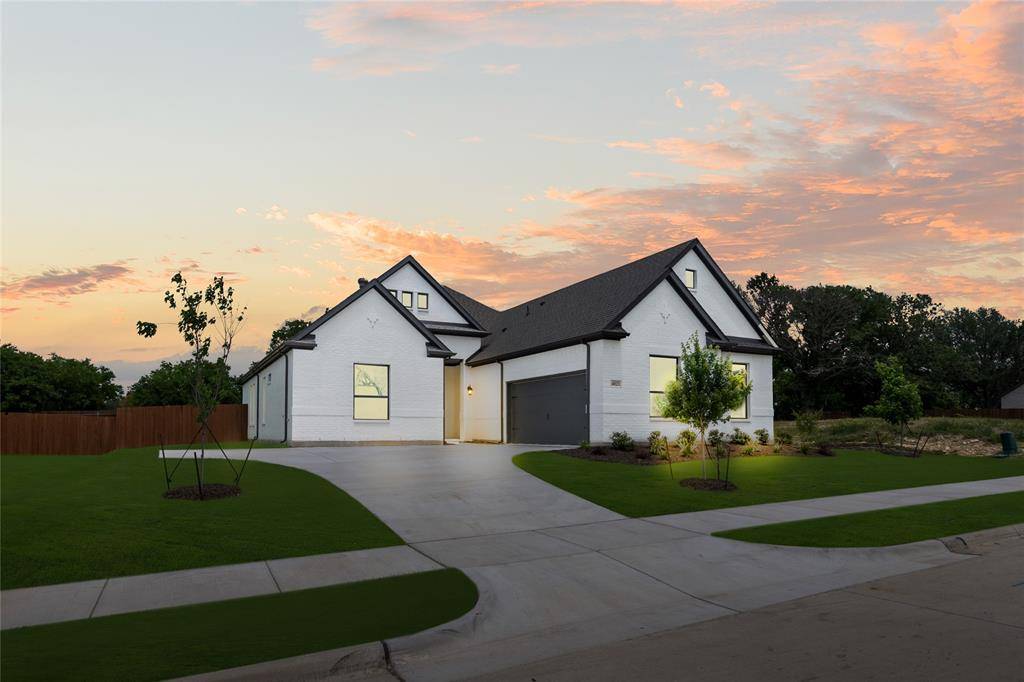 4021 Alpine Street, Midlothian, TX 76065