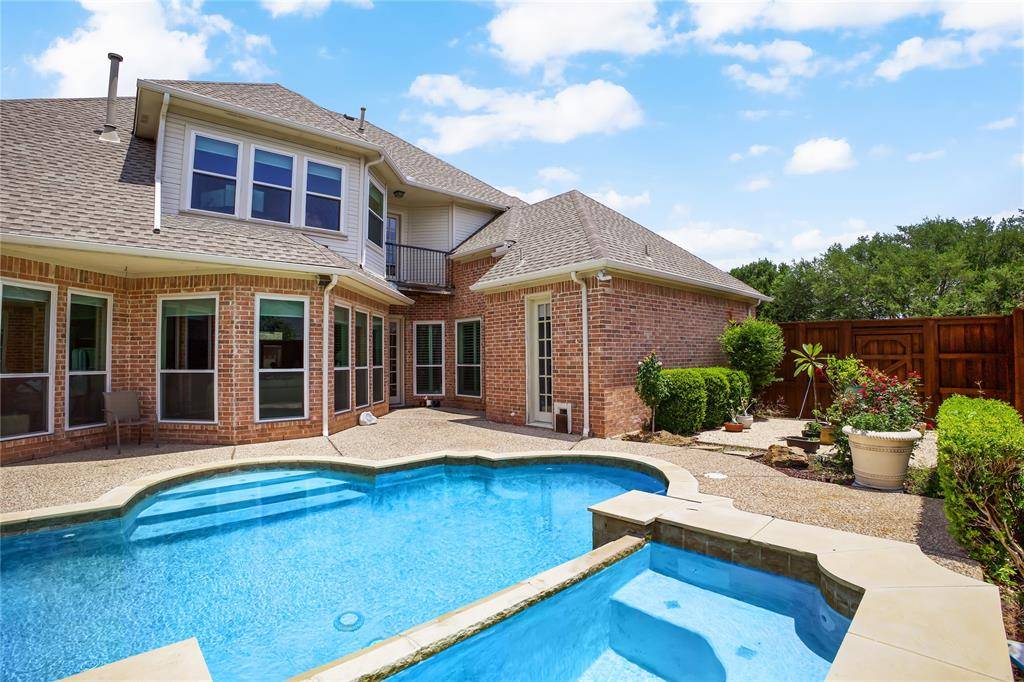 1807 Meadowcove Drive, Richardson, TX 75081