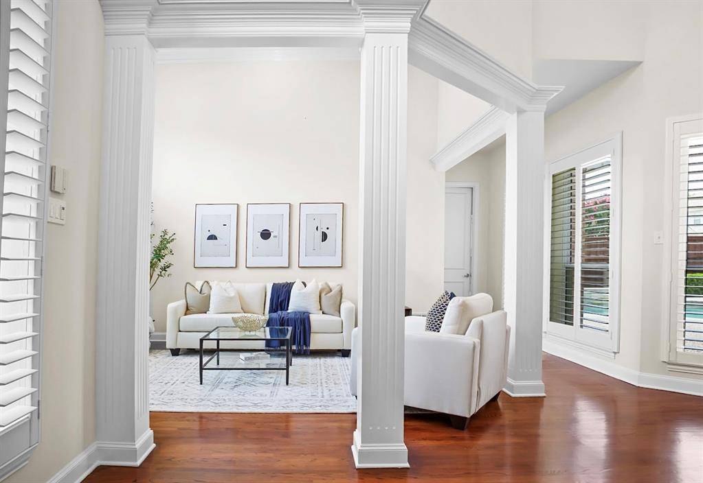 1807 Meadowcove Drive, Richardson, TX 75081