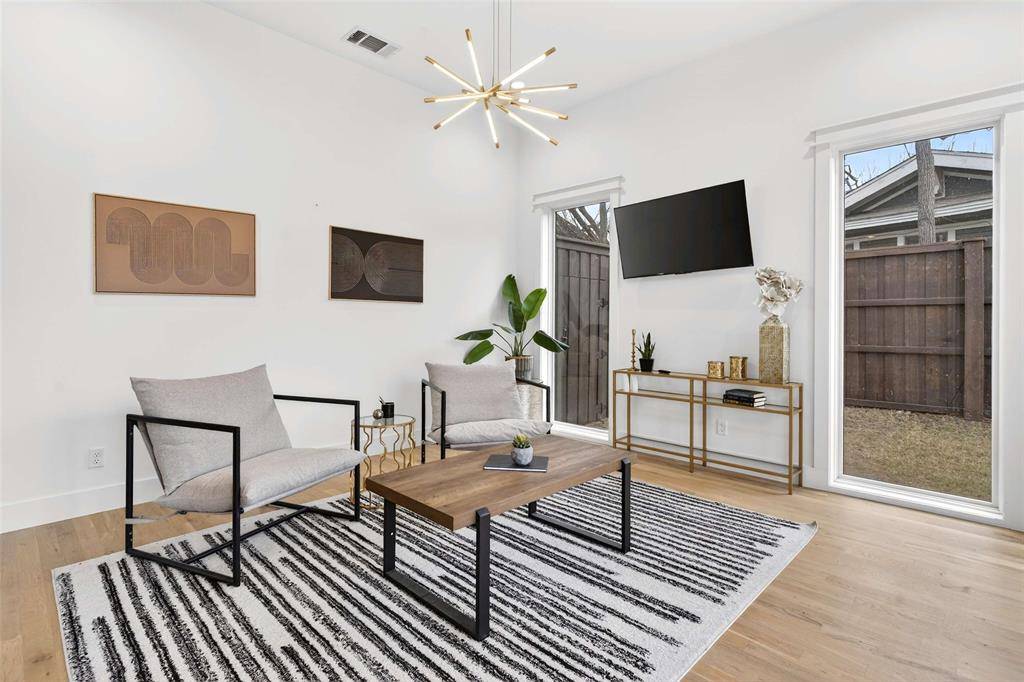 5940 Bryan Parkway, Dallas, TX 75206