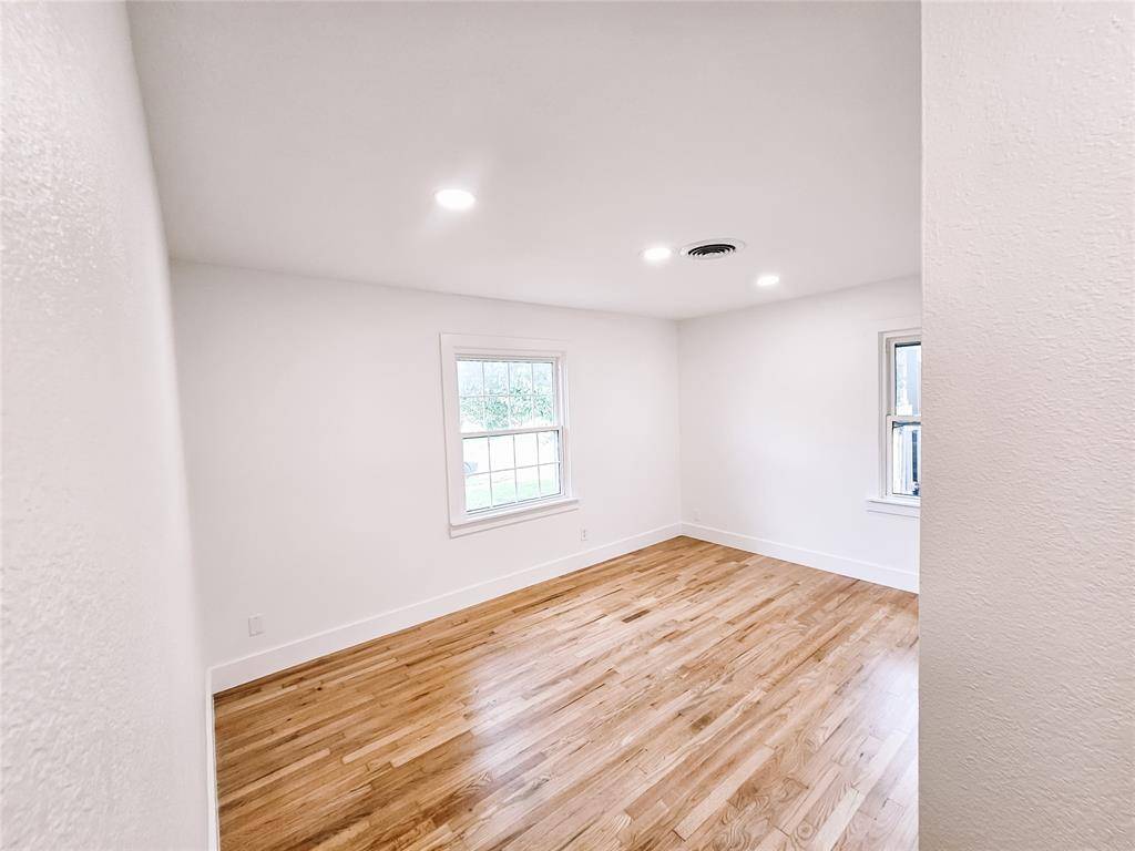 309 Brunswick Lane, Mesquite, TX 75149