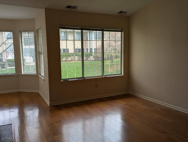 16 Dunbar Court, Bedminster Twp., NJ 07921