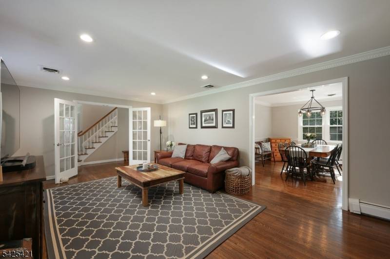 19 Eton Pl, Bernards Twp., NJ 07920