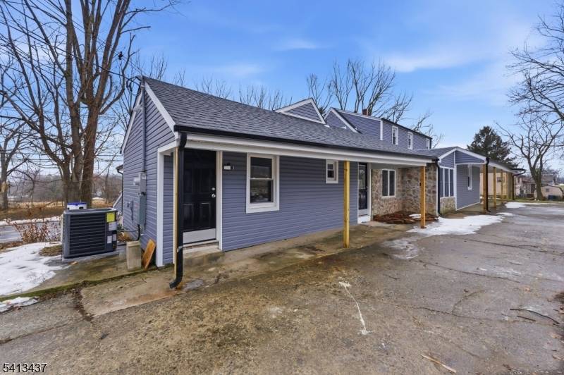 1821 Belvidere Rd, Lopatcong Twp., NJ 08865