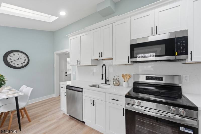 46 Wildwood Rd, Jefferson Twp., NJ 07438