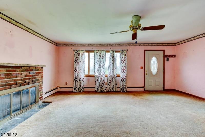 93 State Rt 284, Wantage Twp., NJ 07461