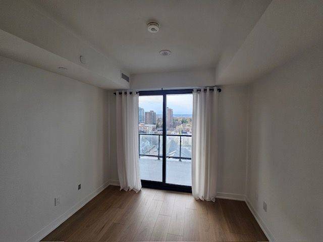 2075 Lakeshore RD #810, Burlington, ON L7R 0H3