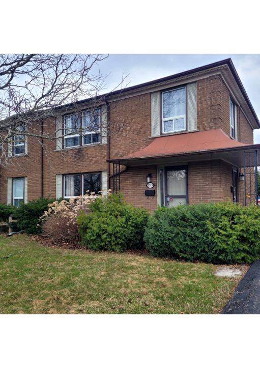 1374 Charles DR #Upper, Burlington, ON L7P 2C9