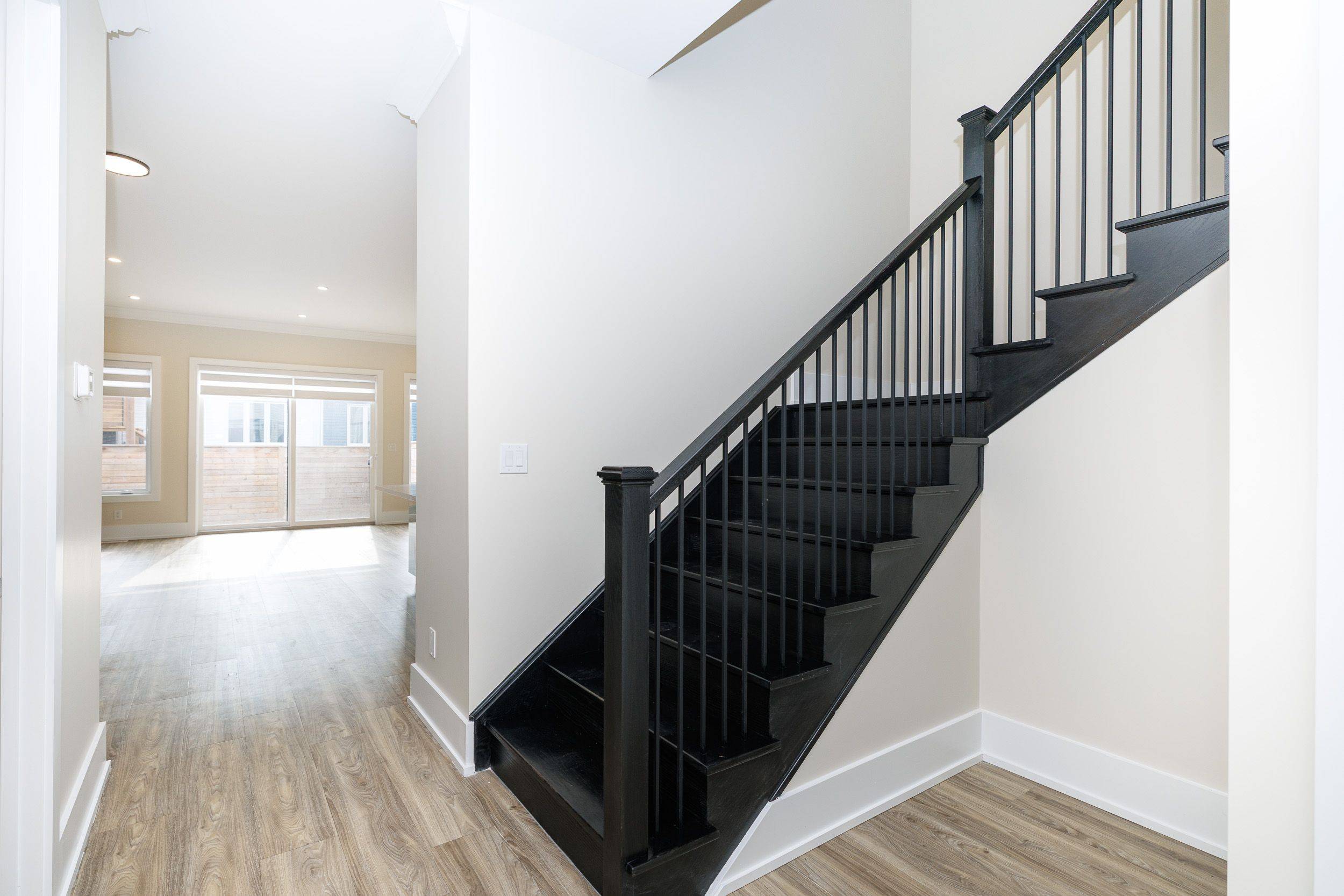 1044 Hansler RD, Welland, ON L3C 7M5