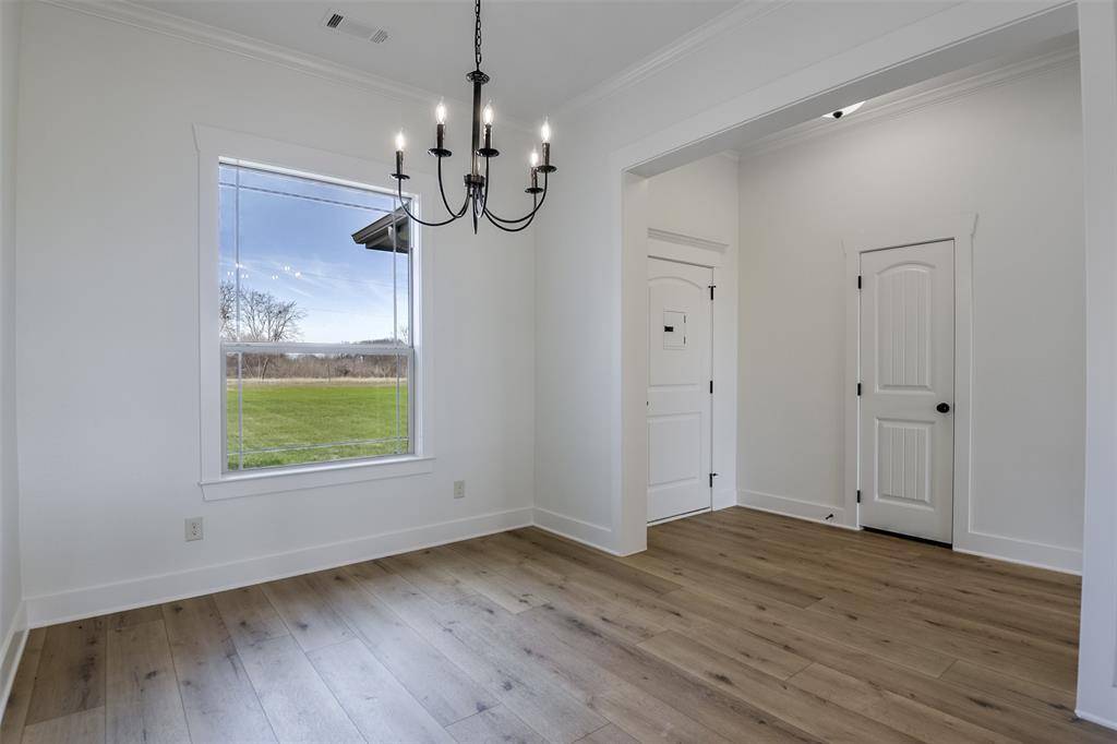 138 Zmolek Road, Alma, TX 75119