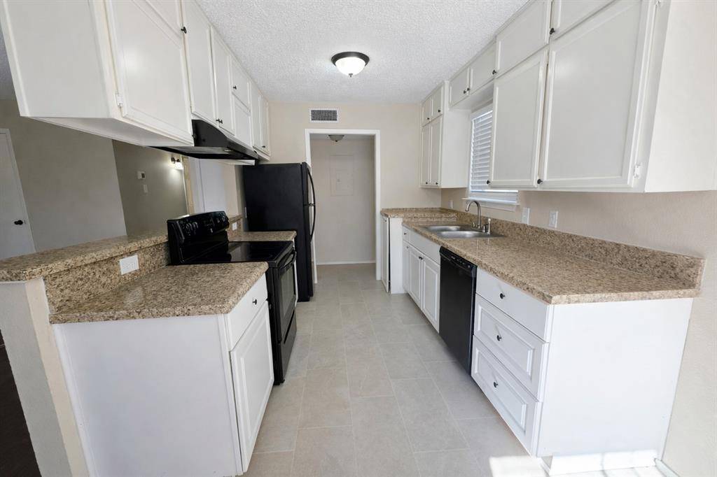 620 Race Street #D, Crowley, TX 76036