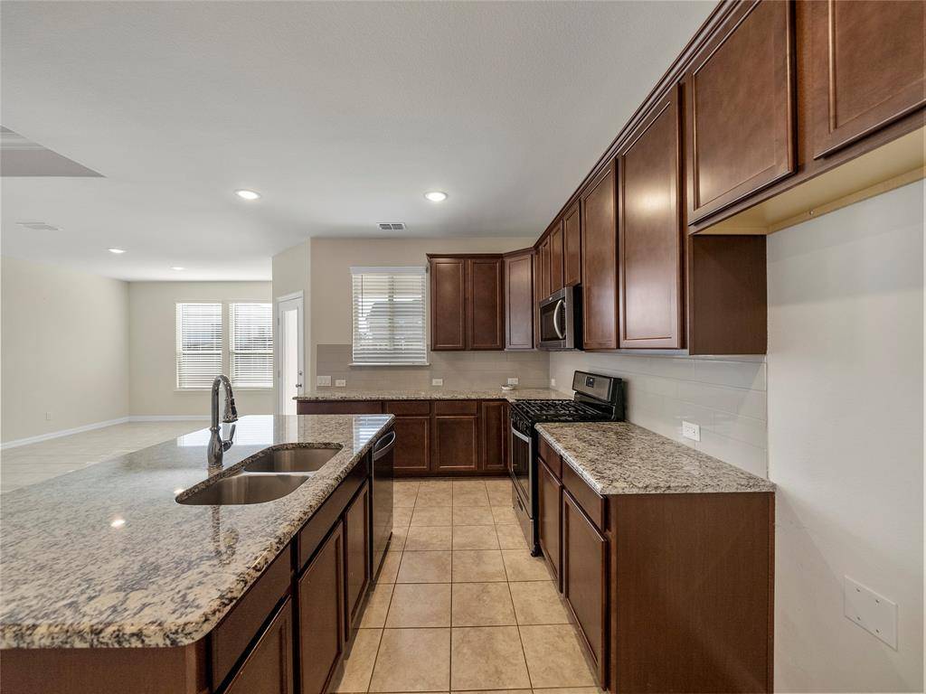 1260 Sharp Street, Anna, TX 75409