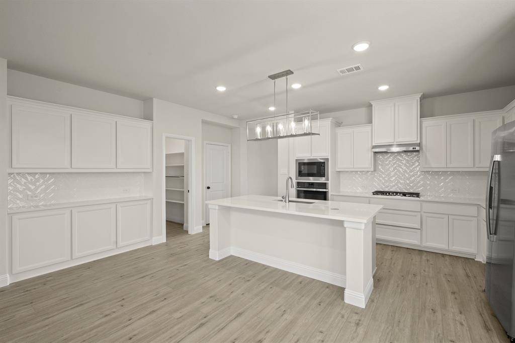 14530 Lovelace Street, Pilot Point, TX 75009