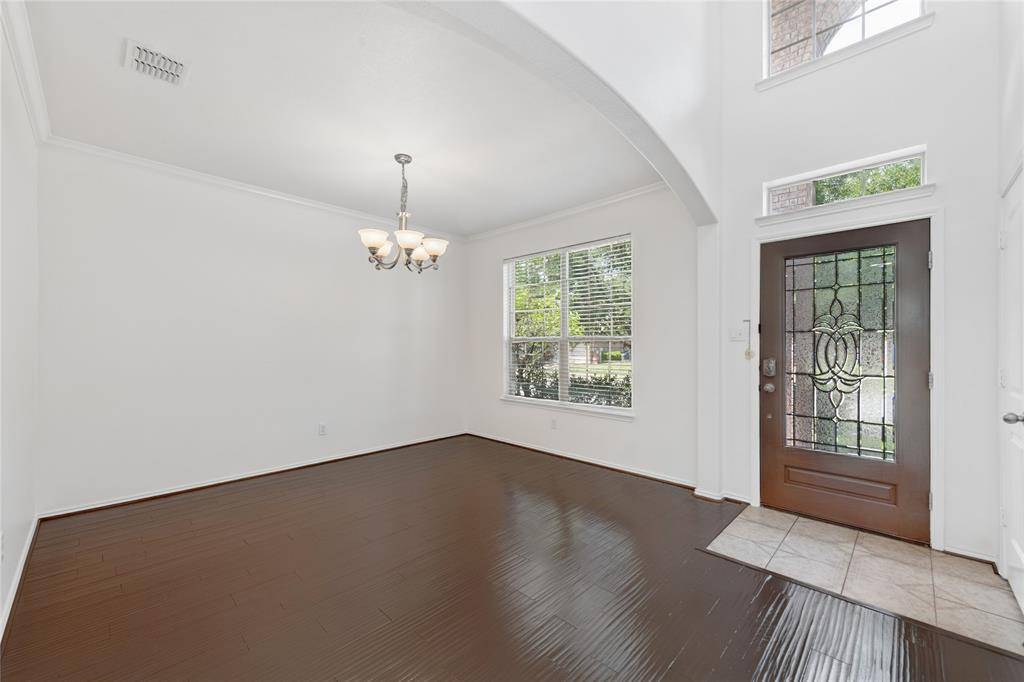 946 Bowie Drive, Lavon, TX 75166