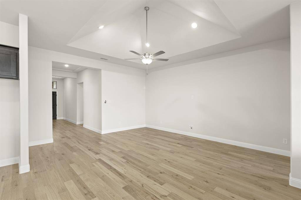 3933 Melica Lane, Heartland, TX 75114