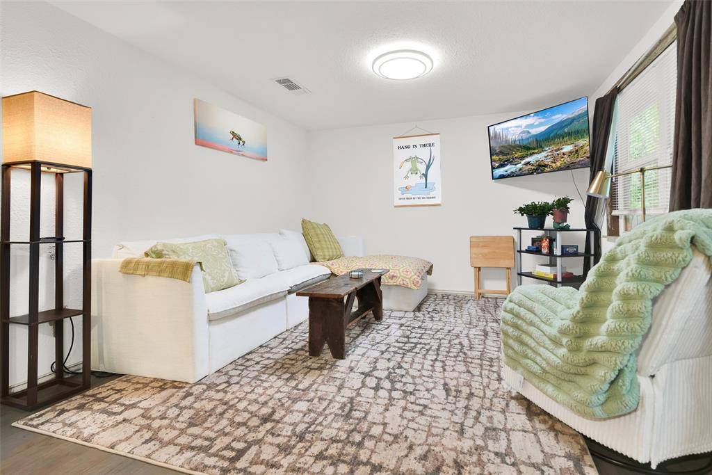 8546 County Road 500, Blue Ridge, TX 75424