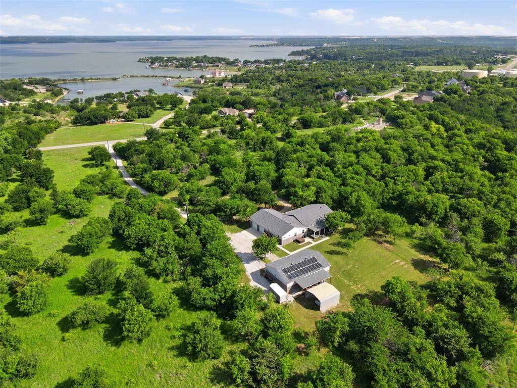 211 E Bay Drive, Bridgeport, TX 76426